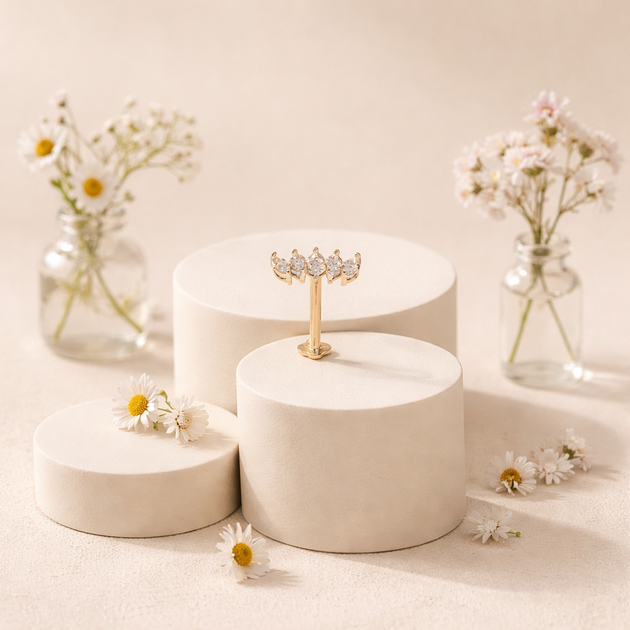 14-LB145 - 14k Yellow Gold Five (5) Marquise CZ Cluster Labret