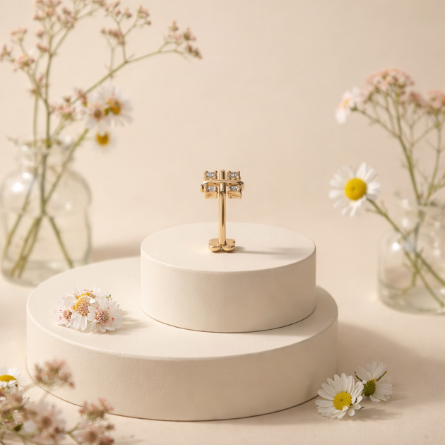 14-LB152 -  18g - 14K Yellow Gold Four Cubic Zirconia Cluster Labret